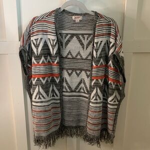 Arizona Jeans open front poncho/Cardigan